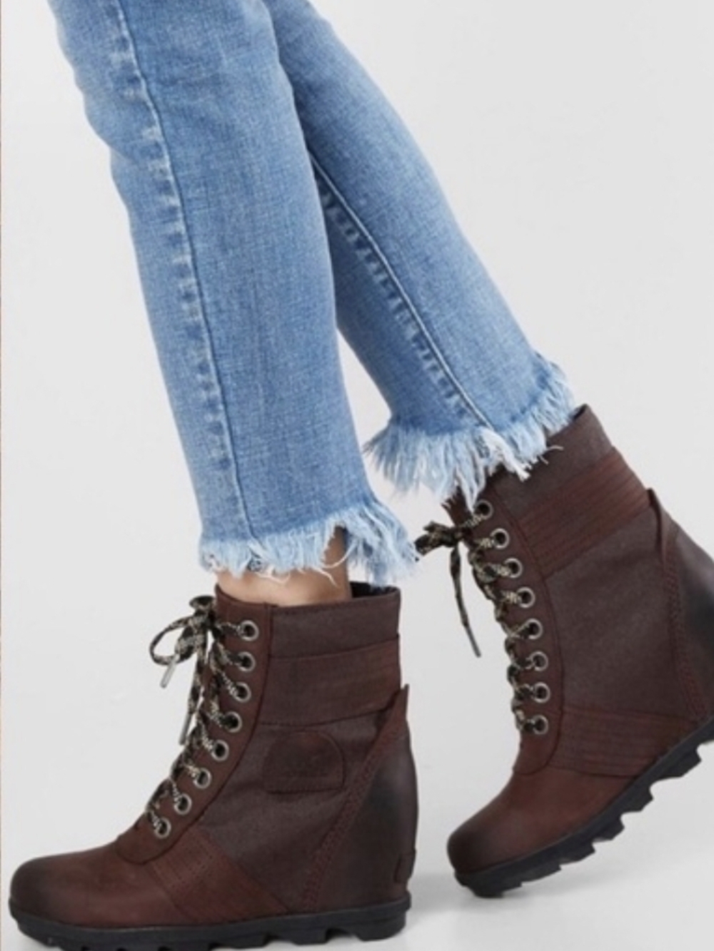 Sorel Lexie Wedge Boots Size 8